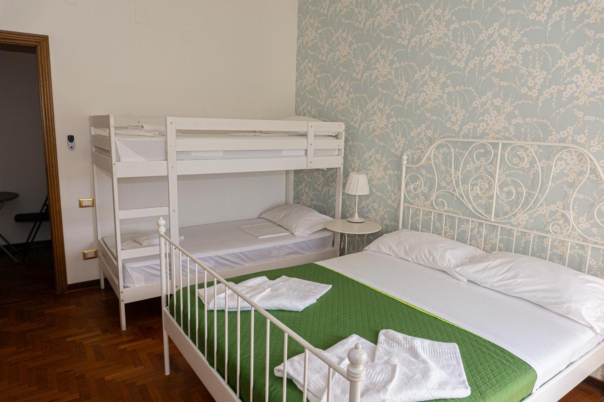 A.i.r. 2 Bed and breakfast *